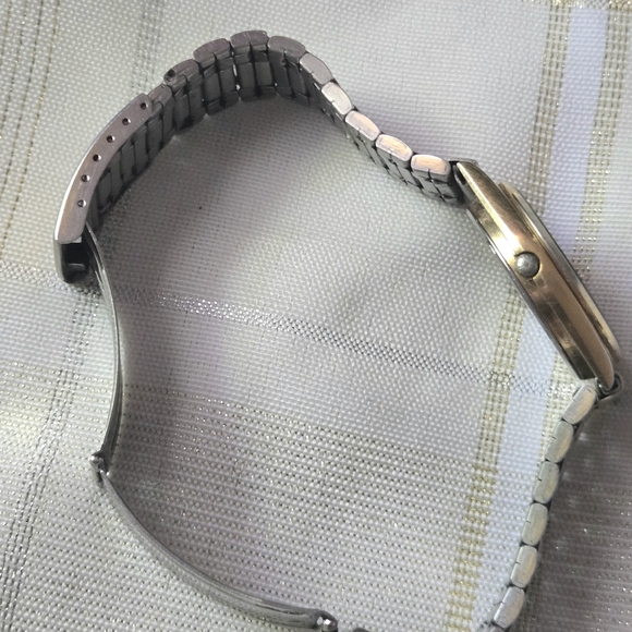 Vintage Seiko Alarm Quartz Watch - Picture 8 of 10